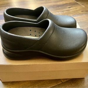 👞SALE “KLOGS” Footwear Boca Black Women's Shoes 5 Medium US